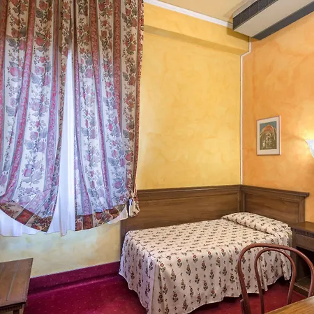 Отель Minerva Palace Монтекатини-Терме