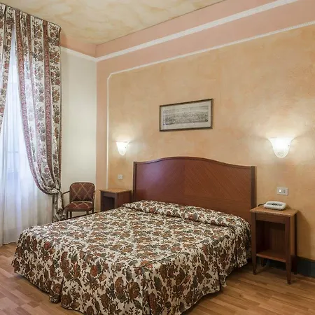 Hotell Minerva Palace 4*