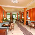 Minerva Palace מלון 4*