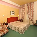 Ξενοδοχείο Minerva Palace 4*