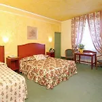 Minerva Palace Ξενοδοχείο 4*