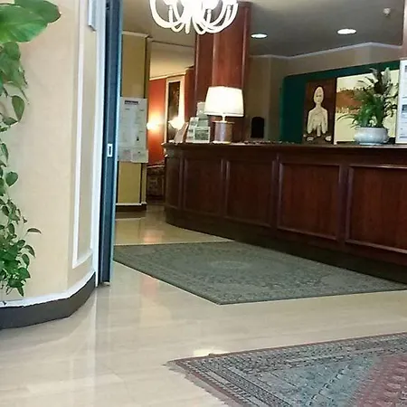 Minerva Palace 호텔 4*