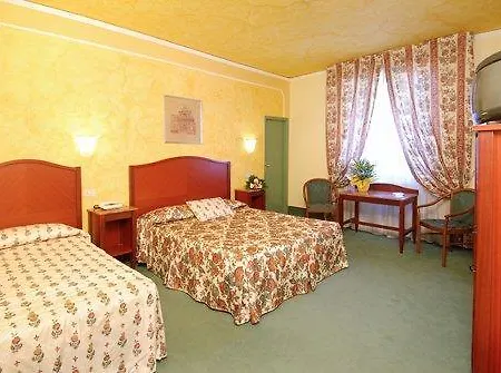 Minerva Palace 호텔 4*