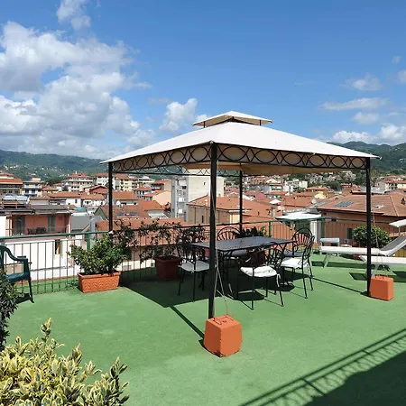 Hotel Minerva Palace