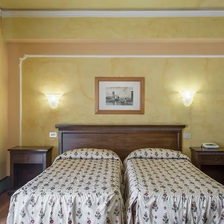 Minerva Palace Hotel 4*